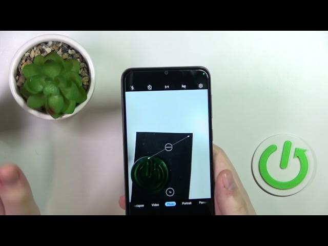 Video thumbnail for How to Mannualy Adjust the Camera Brightness on MOTOROLA Moto E13