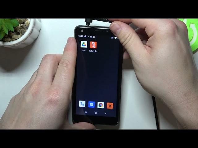 Video thumbnail for STK Life 9 - How To Connect Headphones