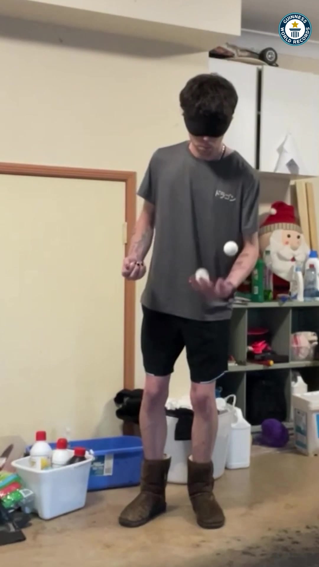 Video thumbnail for Longest duration three ball bounce juggle while blindfolded - 15 minutes and 52 seconds by Brendan Kelbie
