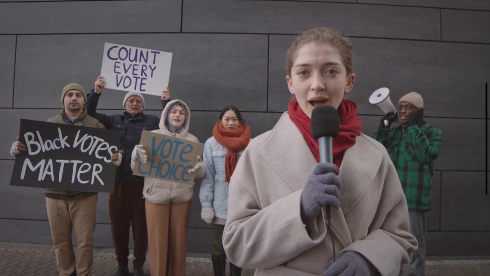 Video thumbnail for How Cable News Networks Shape Public Opinion: A Deep Dive into Media Bias