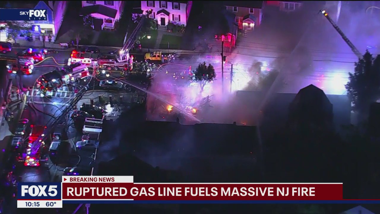 Video thumbnail for WATCH: SkyFOX over massive fire in Hillside, NJ