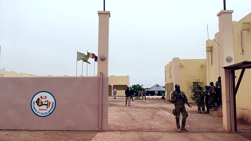 Video thumbnail for Mali's junta leader appoints new army chief of staff in wake of April attacks