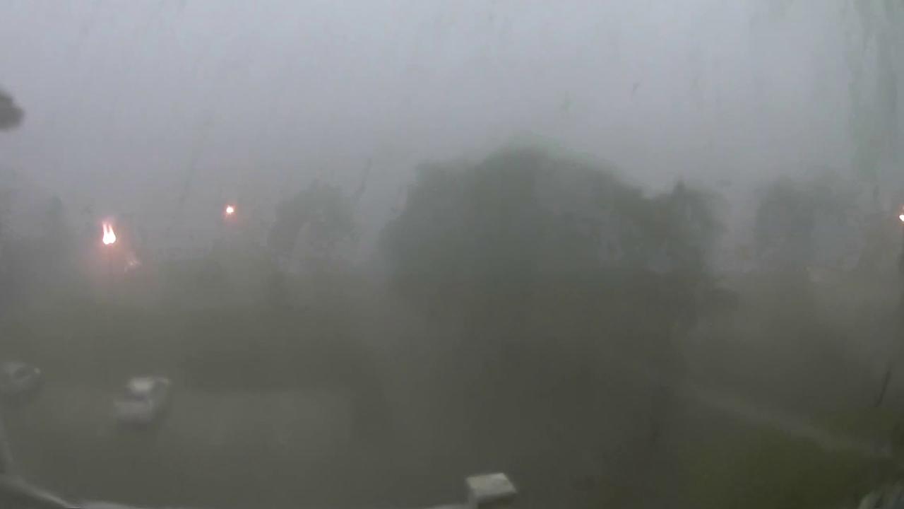 Video thumbnail for US: Strong Winds and Heavy Rain Batter Iowa as Severe Storms Sweep Midwest.