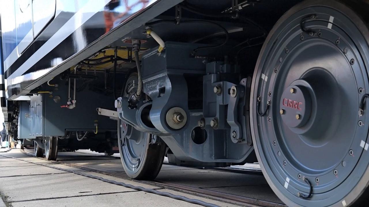 Video thumbnail for Germany: Chinese firms showcase smart, green rail innovations at Berlin InnoTrans.