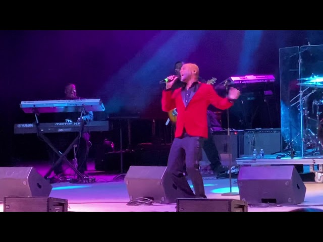 Video thumbnail for Kenny Lattimore is a Powerhouse!