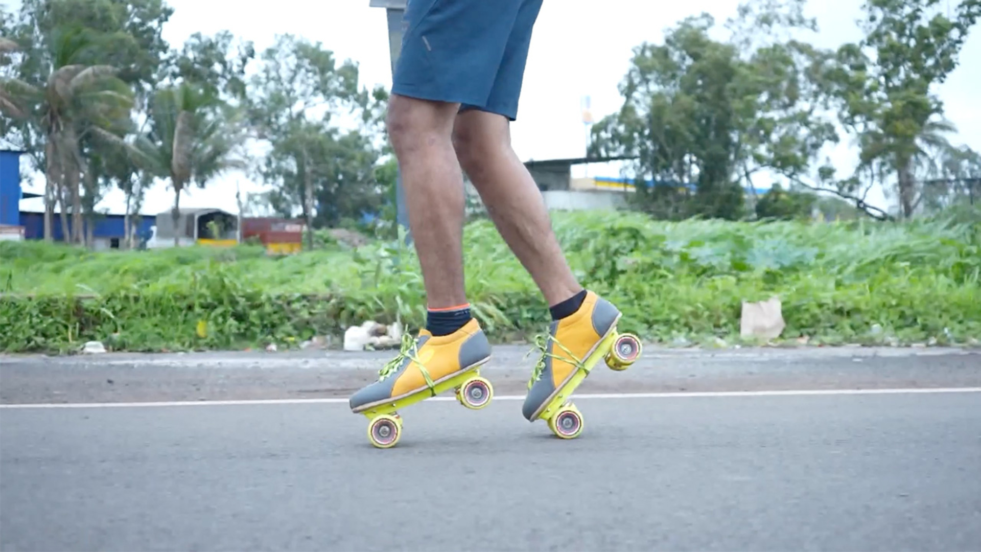 Video thumbnail for Fastest 100m on roller skates using two wheels - 20.22 seconds by Shivganga R.S.C