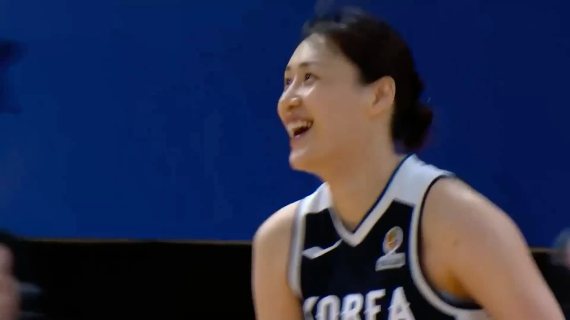 Video thumbnail for Kang Lee-seul's Record Performance Leads Korea to Victory