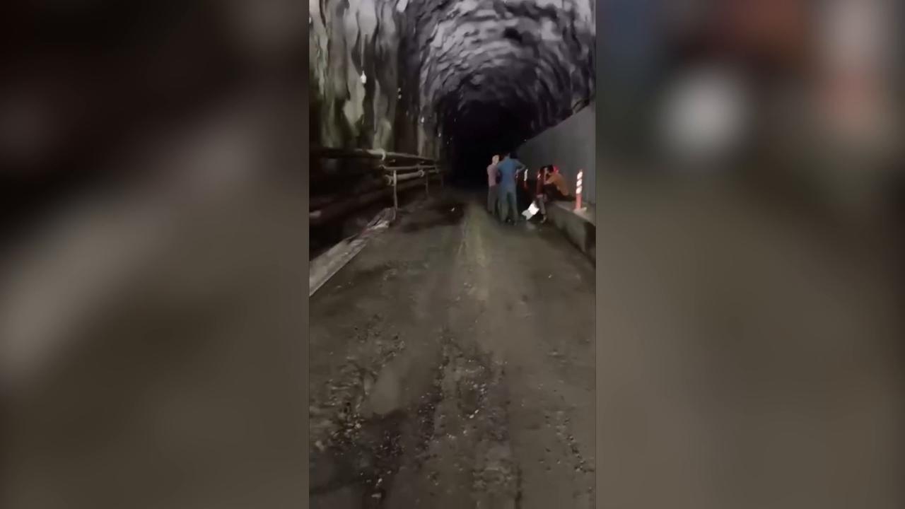 Video thumbnail for Nepal: Nepali Army rescues two trapped in Rasuwa hydropower tunnel following devastating flood.