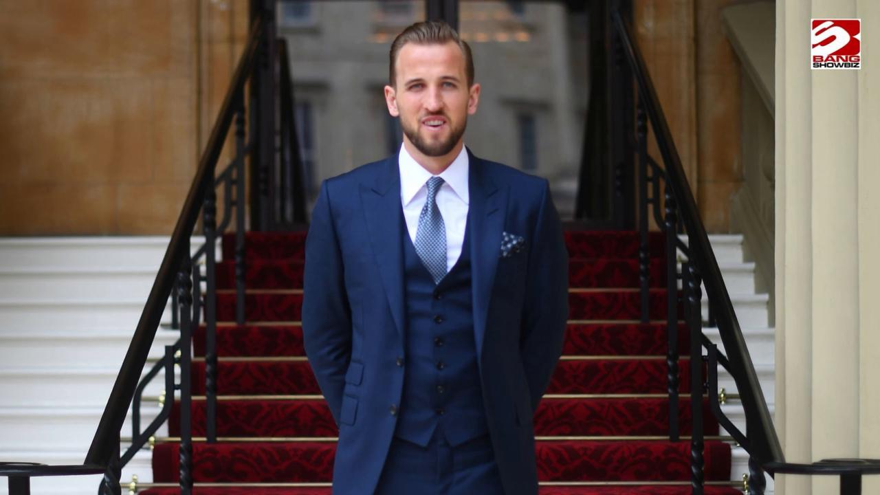 Video thumbnail for Harry Kane marked his landmark 125th international appearance with a brace against Czech Republic