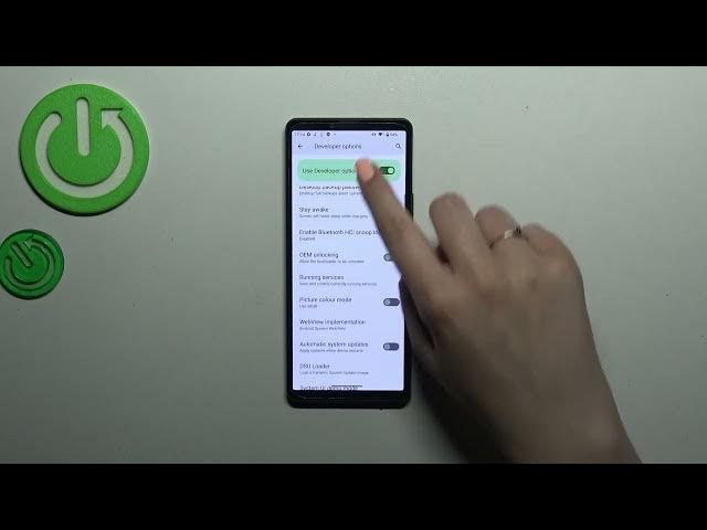 Video thumbnail for How to Activate Auto System Updates on SONY Xperia 10 V