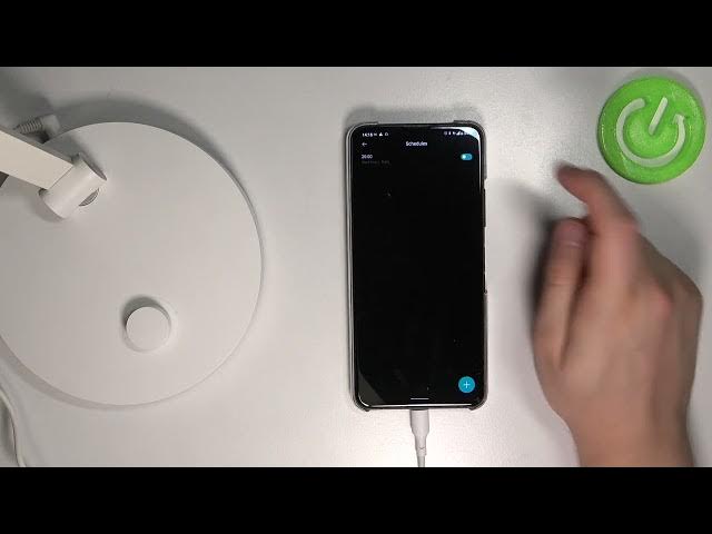 Video thumbnail for How to Set Up Schedule Power On / Off Time in Xiaomi Mi Desk Lamp Pro?