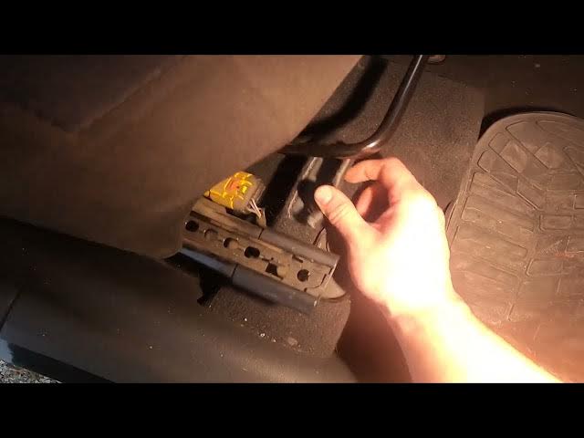 Video thumbnail for Where is the VIN number of my Dodge Caliber ( 2008 – 2017 ) - All VIN Number Locations