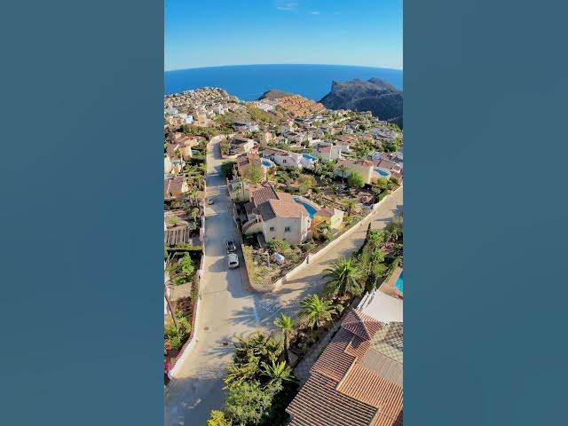 Video thumbnail for dji_fly_20241019_171800_0016_1729363363046_quickshot.mov