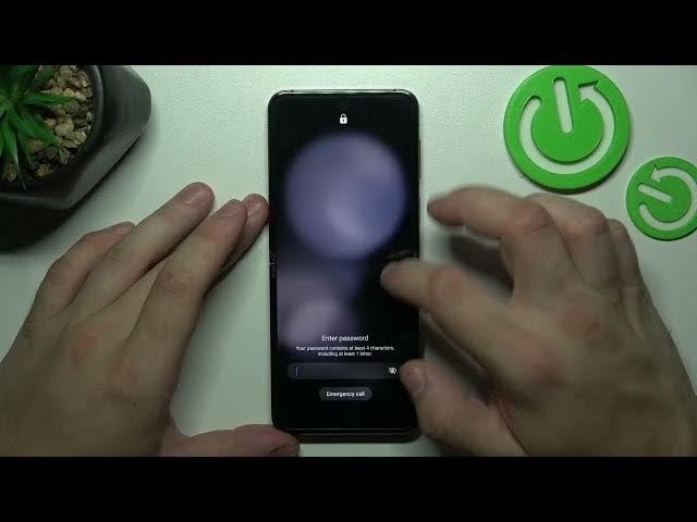 Video thumbnail for All Unlock Methods in Samsung Galaxy Flip5 – Lock Screen Settings