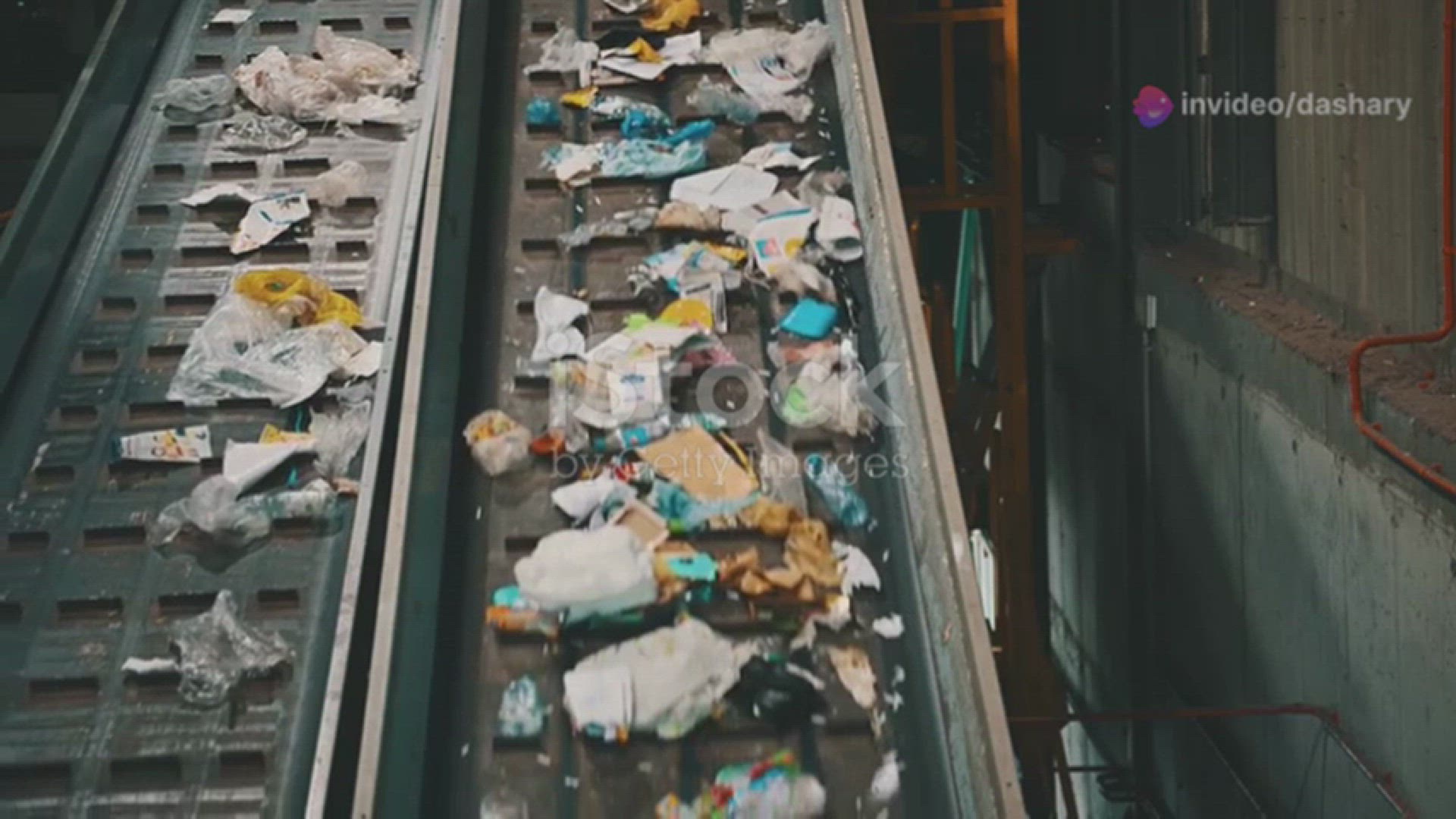 Video thumbnail for Bank Sampah Solusi Cerdas Jadi Cuan!