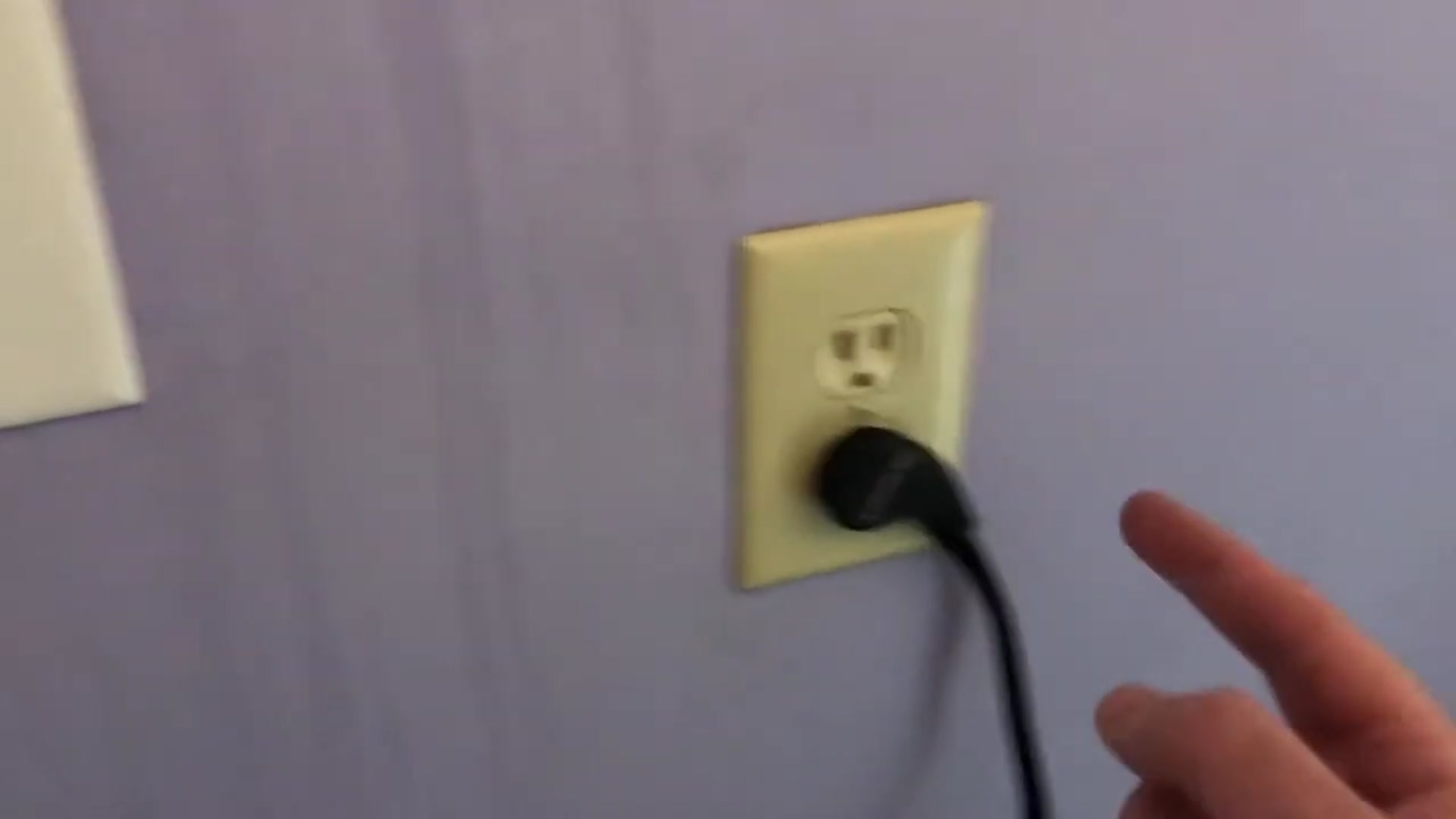 Video thumbnail for How To Fix a Leaky Refrigerator. Leaky Fridge. (Water Leaking from Freezer)(720P_HD)