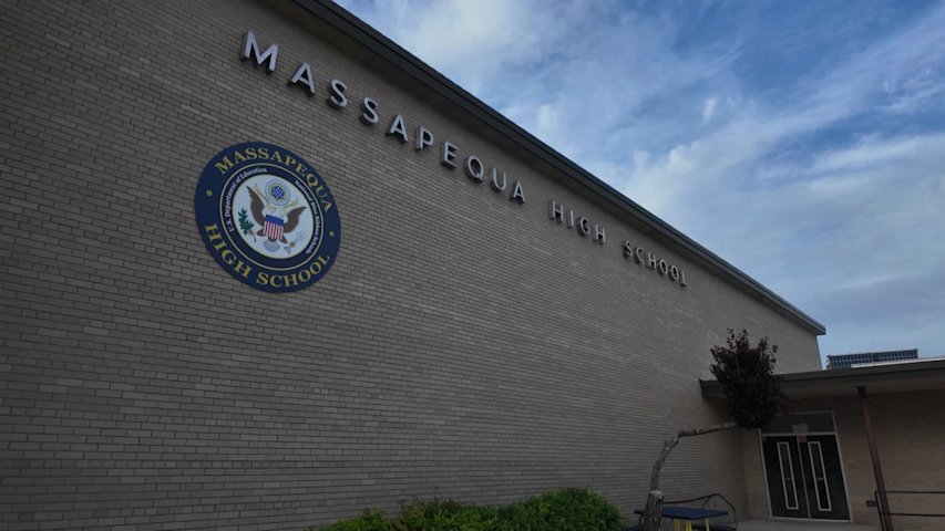 Video thumbnail for Suspicious odor leads to safety scare at Massapequa High School