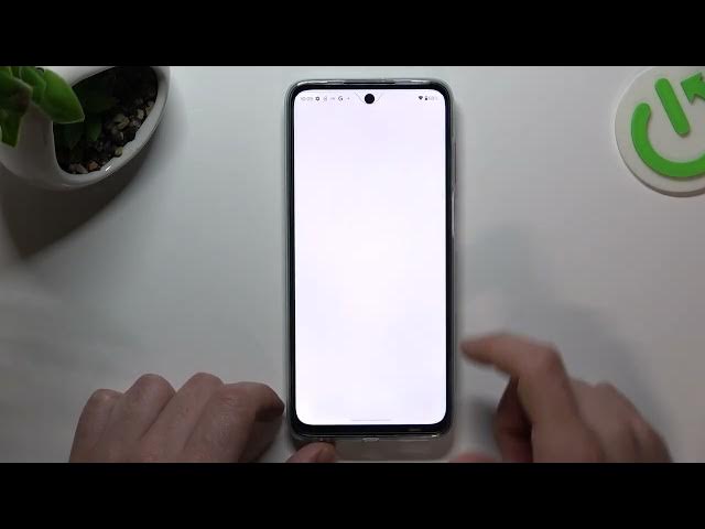Video thumbnail for How to Use Camera Burst Shot Feature in Motorola Moto G73 - Take Burst Shot Photos