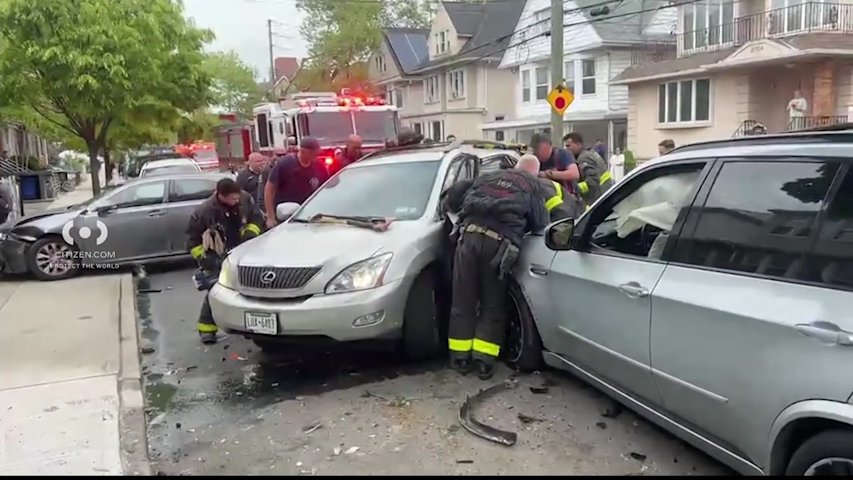 Video thumbnail for 2 people rescued from mangled cars after crash in Sheepshead Bay