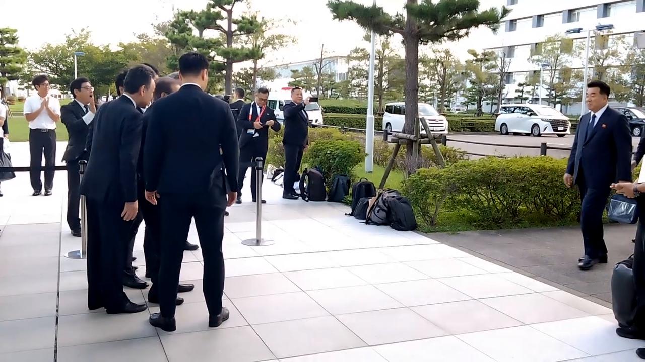 Video thumbnail for Japan: N. Korean sports minister arrives in Japan for Asian Games.