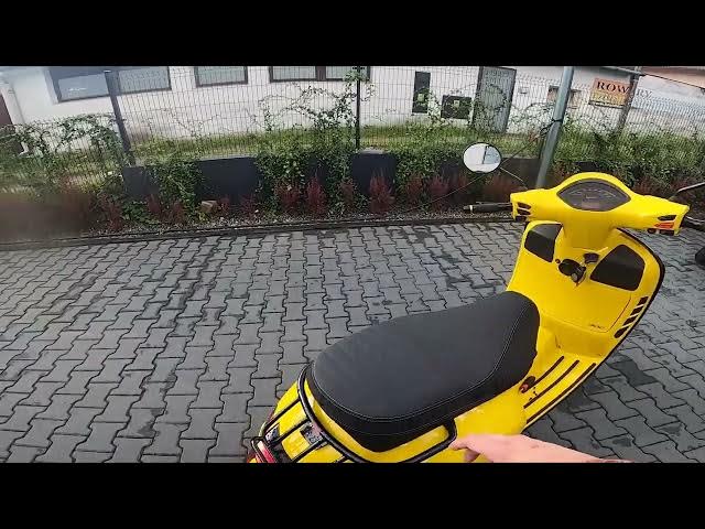 Video thumbnail for How to Open Gas Tank in Vespa GTS ( 2005 - now ) | Unlock Fuel Filler