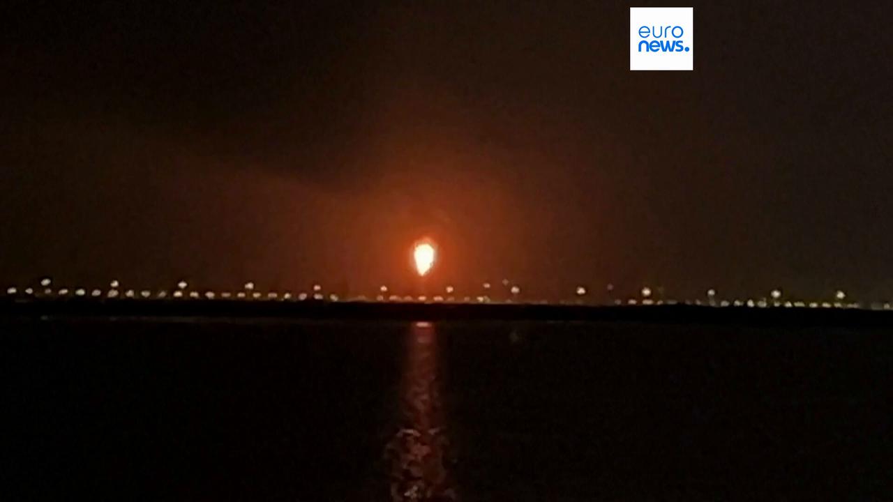 Video thumbnail for Major explosion at Qatar's largest energy site injures dozens as 18 remain unaccounted for