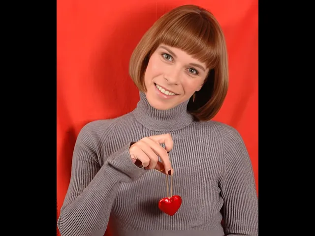 Video thumbnail for Glumice i glumci (ex-YU) umrli uslijed bolesti ili iznenadne smrti između 40. i 50. godine života