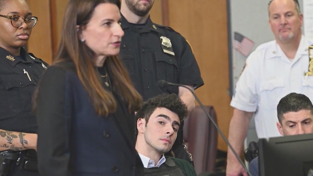 Video thumbnail for NY News Update - Fatal subway stabbing manhunt, George Santos sentenced, Luigi Mangione pleads not guilty