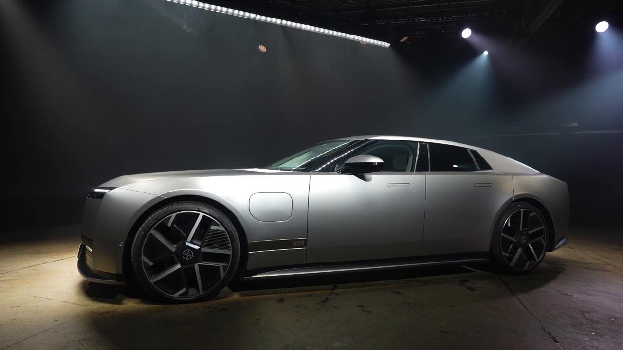 Video thumbnail for Jaguar Type 01 Launch Event 6.