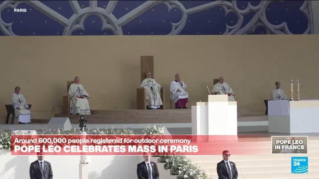 Video thumbnail for Leo XIV fills central Paris with around 600,000 people at giant outdoor Mass