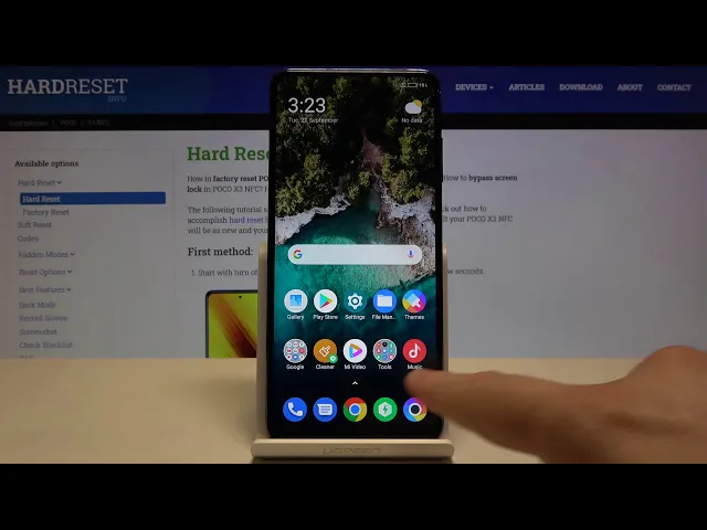 Video thumbnail for Screen Splitting in POCO X3