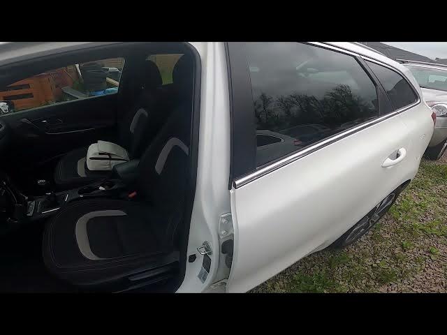 Video thumbnail for How to Find Sticker With Recommended Tire Pressure in Kia Ceed II ( 2012 - 2018 )