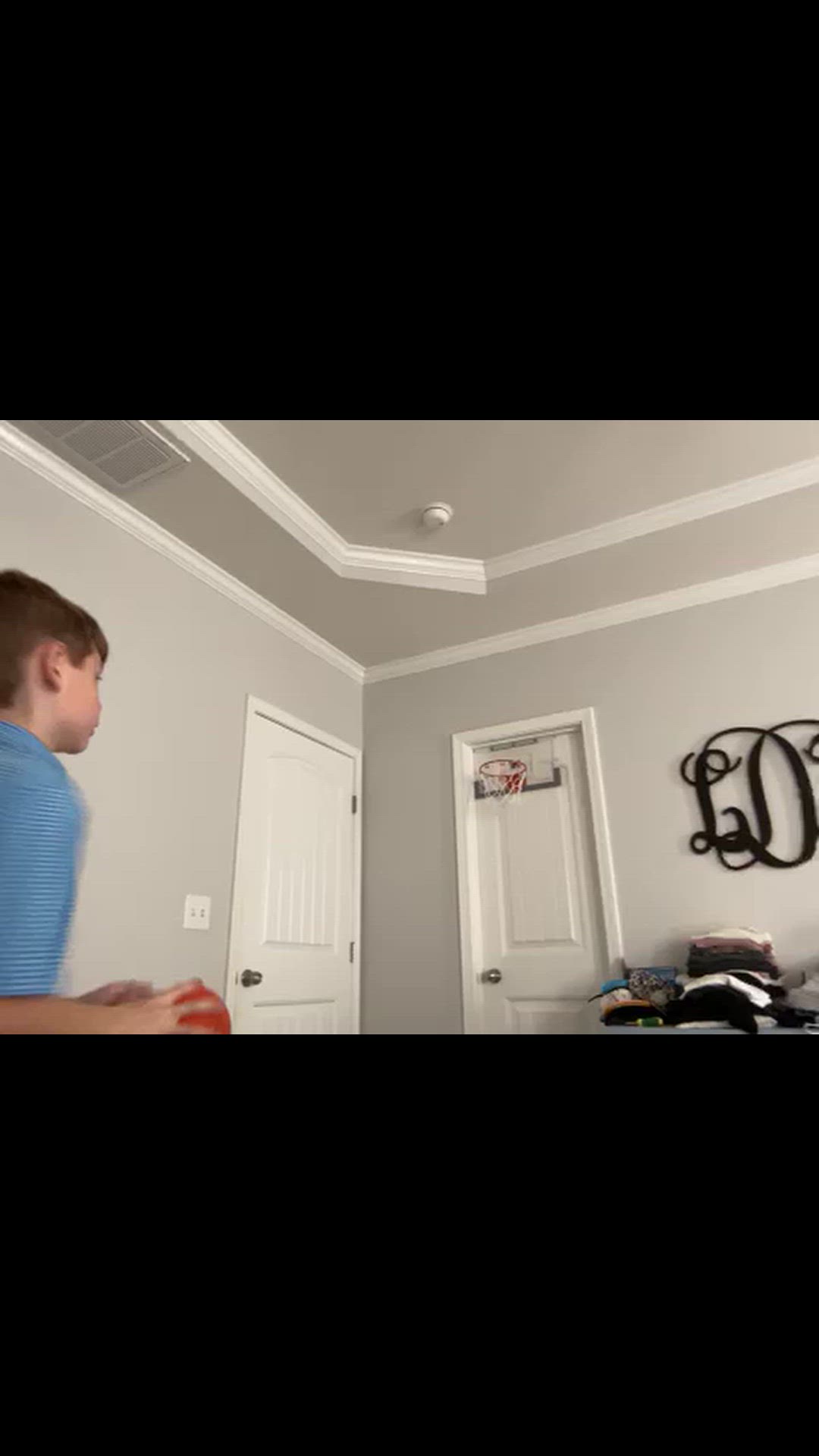 Video thumbnail for Basketball shot miss to a dunk