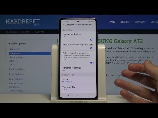 Video thumbnail for How to Hide Status and Navigation Bars on Screenshots in SAMSUNG Galaxy A72 - Screenshots Settings