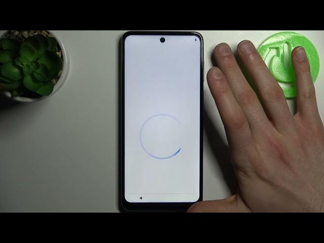 Video thumbnail for How to Set Up MOTOROLA Moto G22 Device During First Launch // Configuring the System