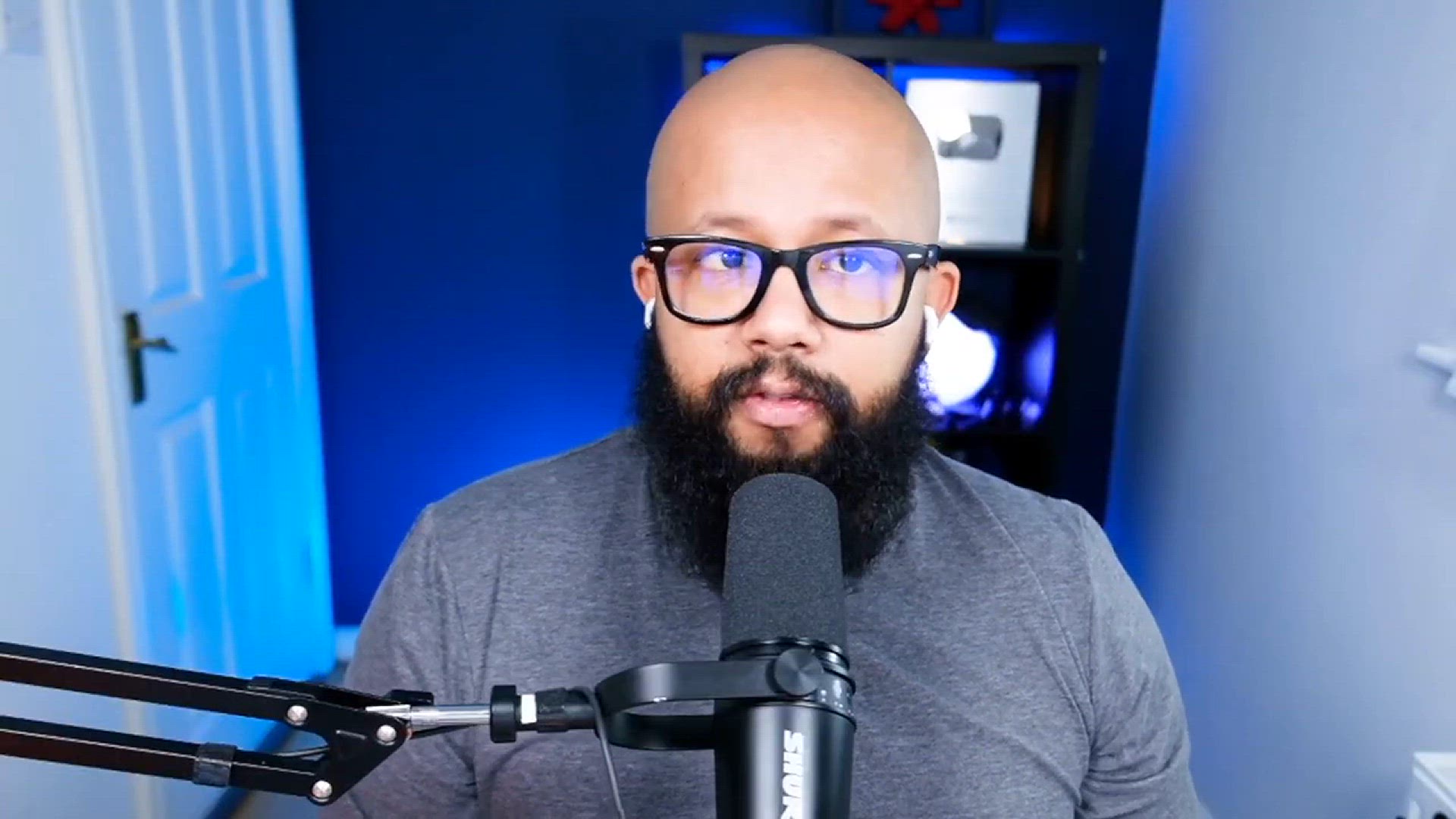 Video thumbnail for 📈 His Channel's views EXPLODED _ Pro Tips Ep.01