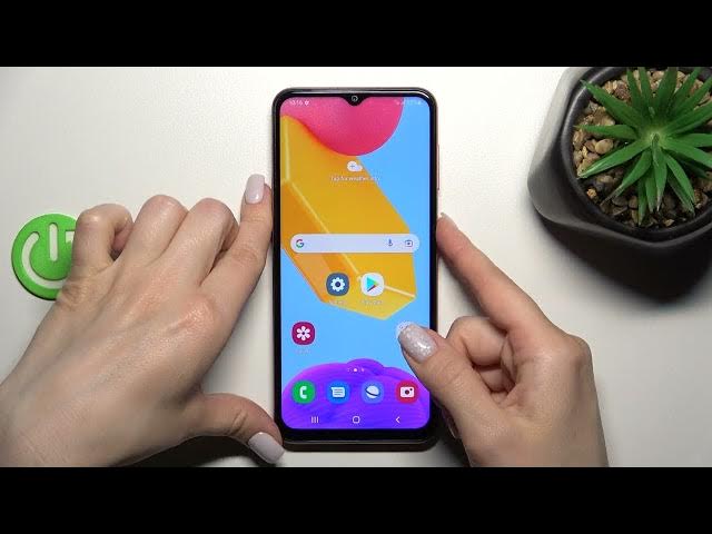 Video thumbnail for How to Change Lock Screen Wallpaper on Samsung Galaxy M13 - Set Up Wallpaper