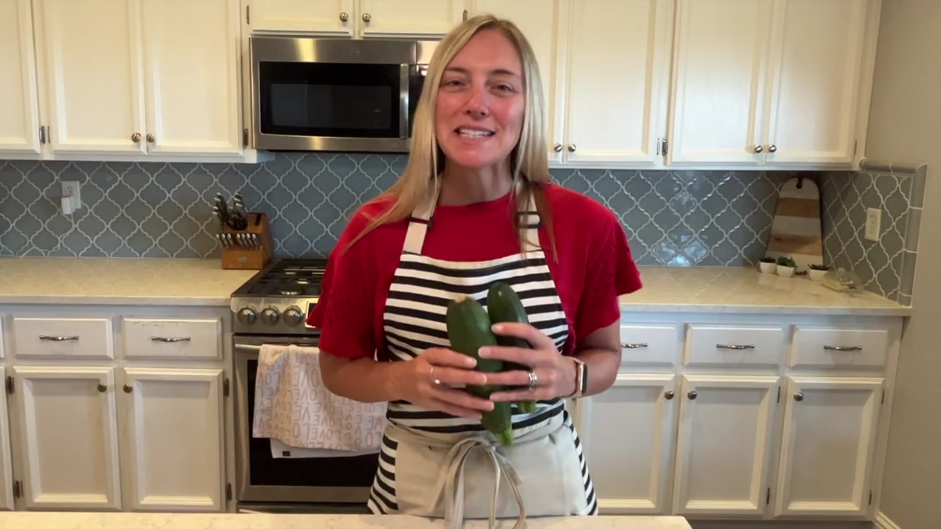 Video thumbnail for 8 Ways to Turn Zucchini Into the Star of your Meal   Molly Purcell(720P HD)