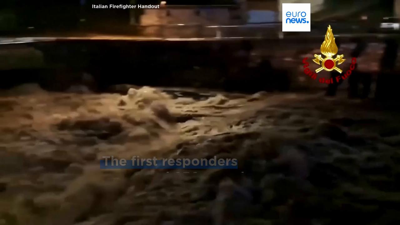 Video thumbnail for Extreme weather: torrential rain and flooding in Liguria, Lombardy and Tuscany