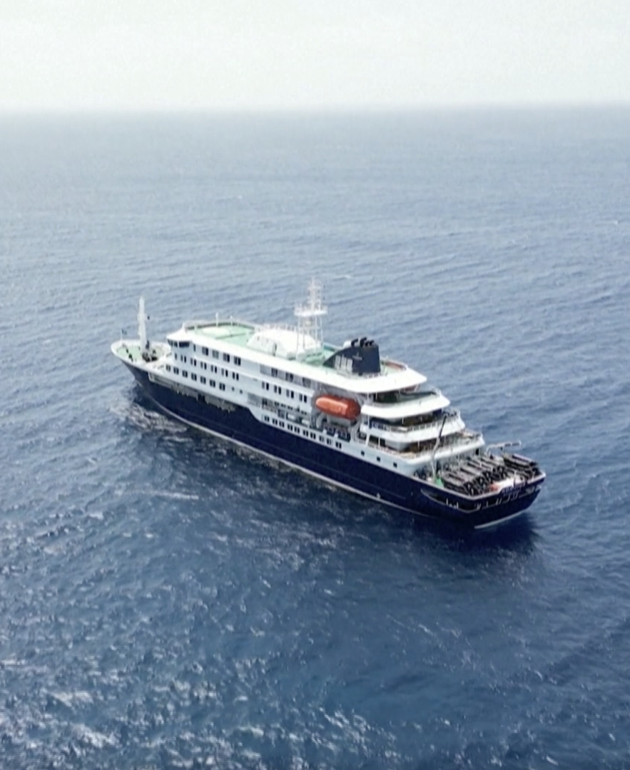 Video thumbnail for Hotel room-style quarantine plans for Americans on hantavirus-hit ship