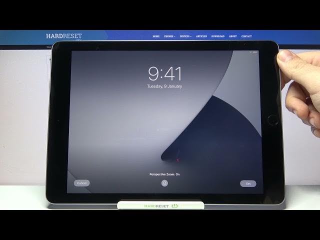 Video thumbnail for Default Wallpapers on iPad Pro 9.7 – Wallpaper Collection