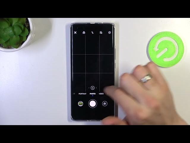 Video thumbnail for How to Turn On & Off Camera Grid Lines on Huawei Nova 11 Pro?