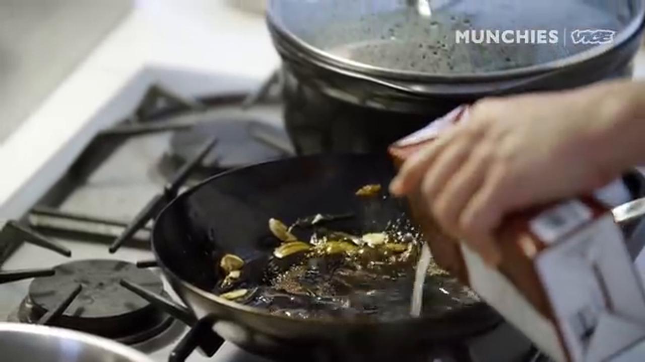 Video thumbnail for Forget the Set: All You Need Is A 10-Inch Pan | Game Changers