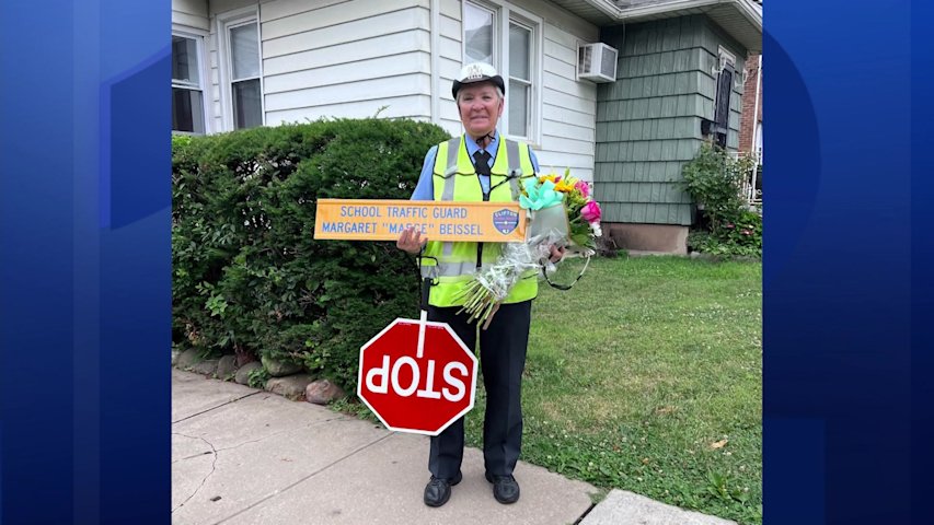Video thumbnail for Jersey Proud: Clifton crossing guard retires as a local legend