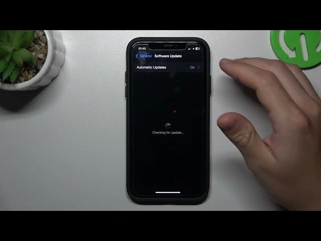 Video thumbnail for How to Cancel an Update on iOS | Avoiding Update Hassles Made Simple!
