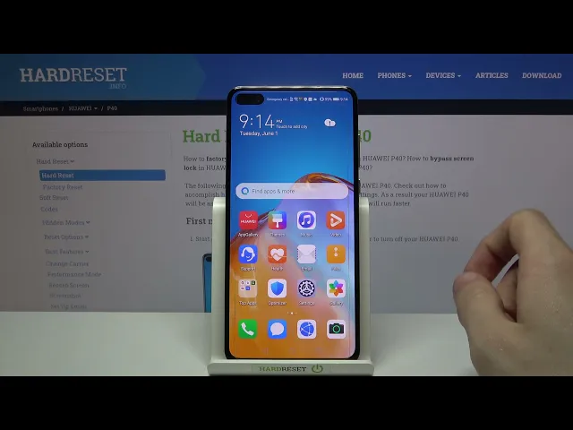 Video thumbnail for How to Create Folders on HUAWEI P40 Main Screen – Apps Group