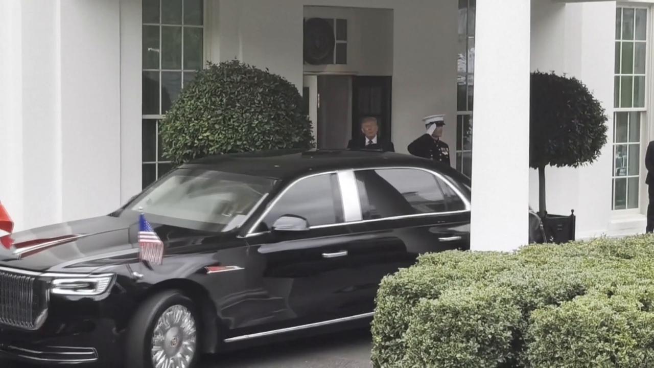 Video thumbnail for US: Xi leaves White House after concluding talks with Trump.