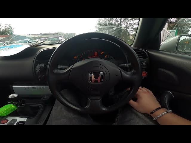 Video thumbnail for How to Enable or Disable Front Headlights Sprinklers in Honda S2000 ( 1999 - 2009 )