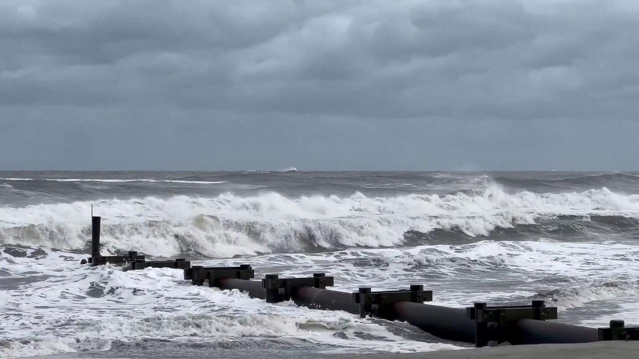 Video thumbnail for US: High Waves and Dark Skies in Ocean City, Florida.
