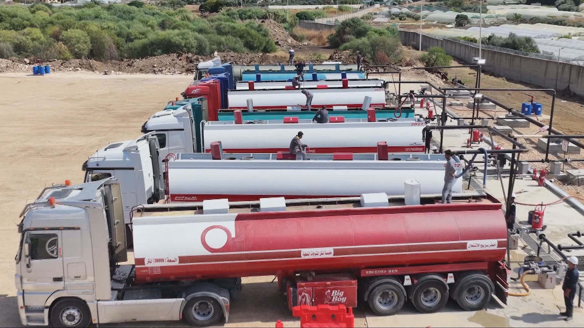 Video thumbnail for Iraq turns to Syria for fuel as Strait of Hormuz disruptions bite